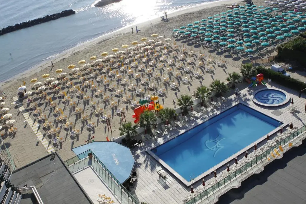 Hotel Mediterraneo