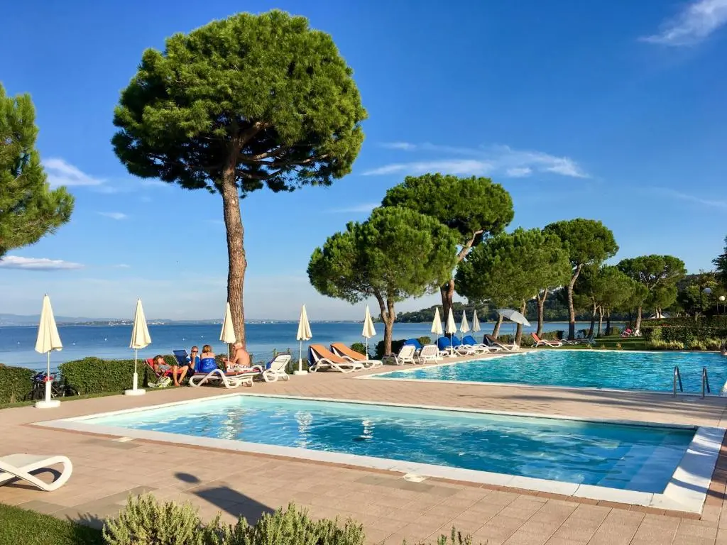 Le Corti Del Lago