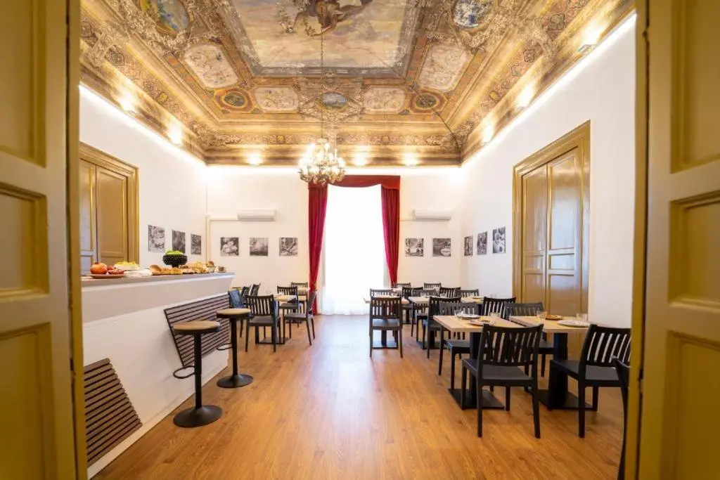 Ballaro’ Hotel – Budget Room