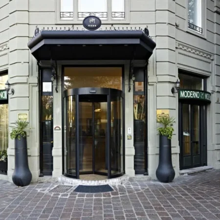 Hotel Moderno