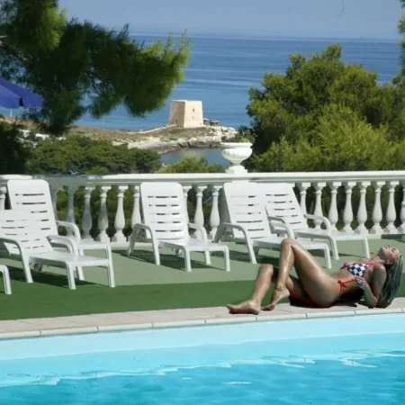 RESIDENCE EMARINE con SERVIZIO SPIAGGIA INCLUSO