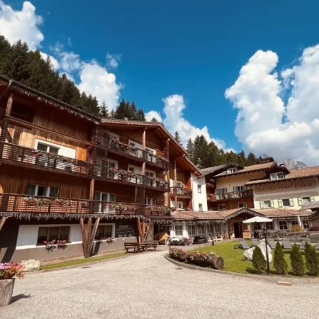 Hotel Valacia