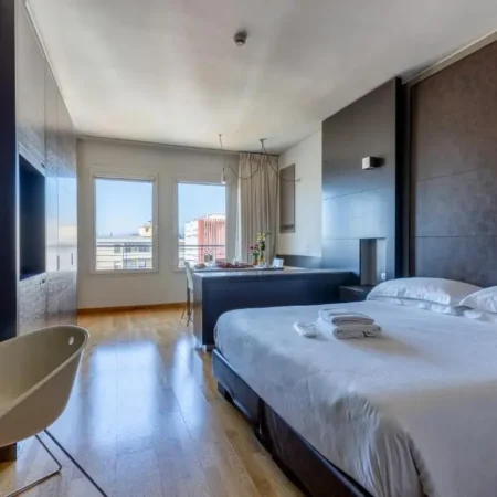Wall Art Hotel & Residence