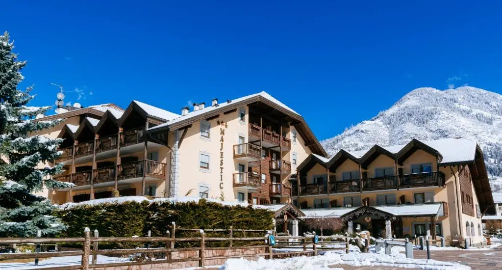 Aparthotel Majestic