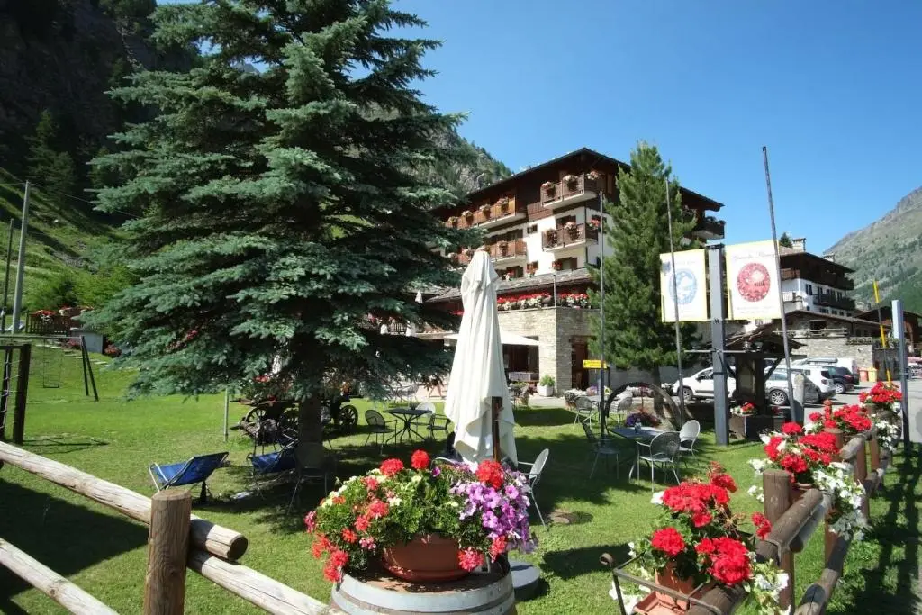 Hotel Granta Parey