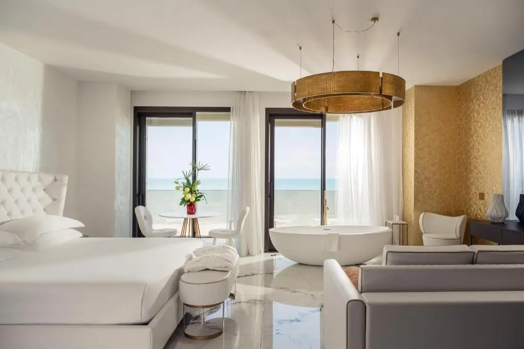 The Promenade Luxury Wellness Hotel