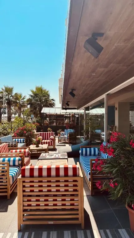 MARITTIMO Riccione – Hotel Clipper FRONTE MARE