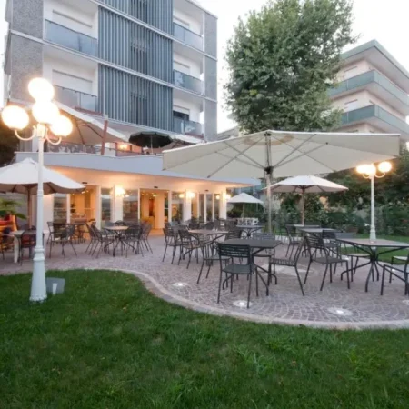 Hotel Corona