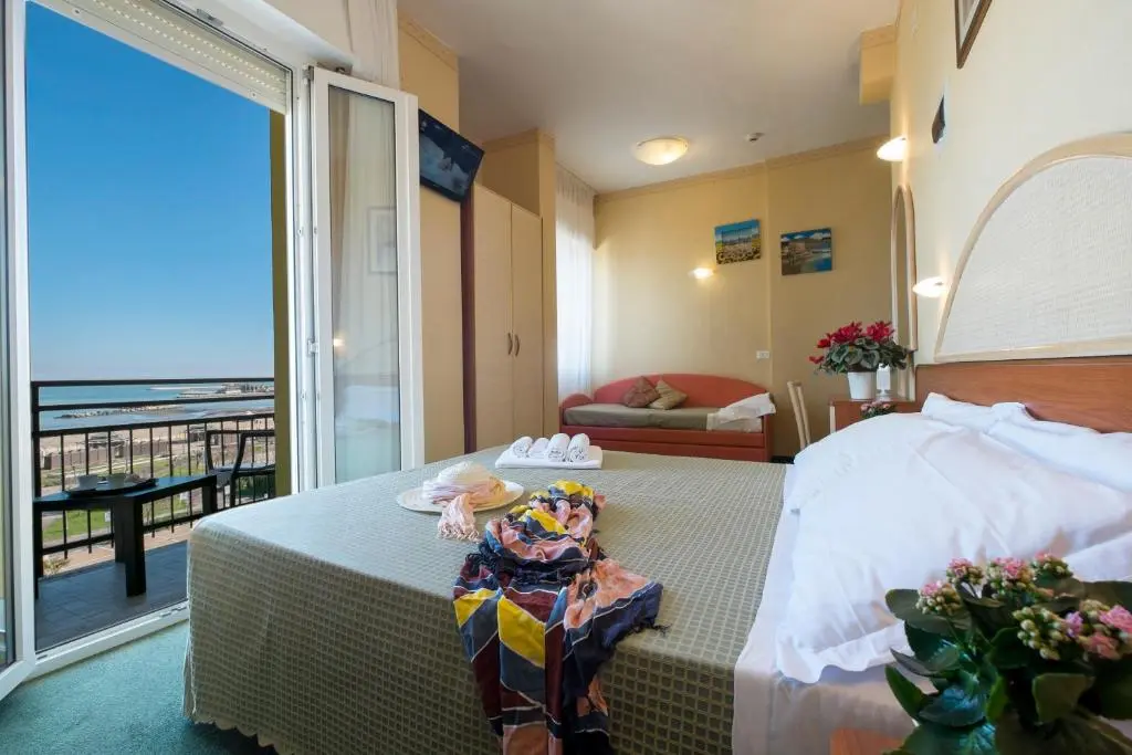 Hotel Crosal