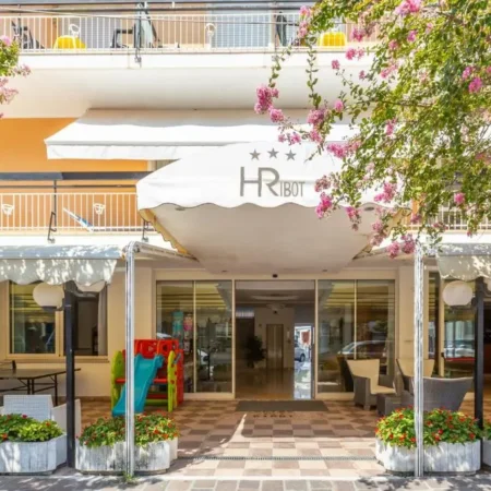 Hotel Ribot