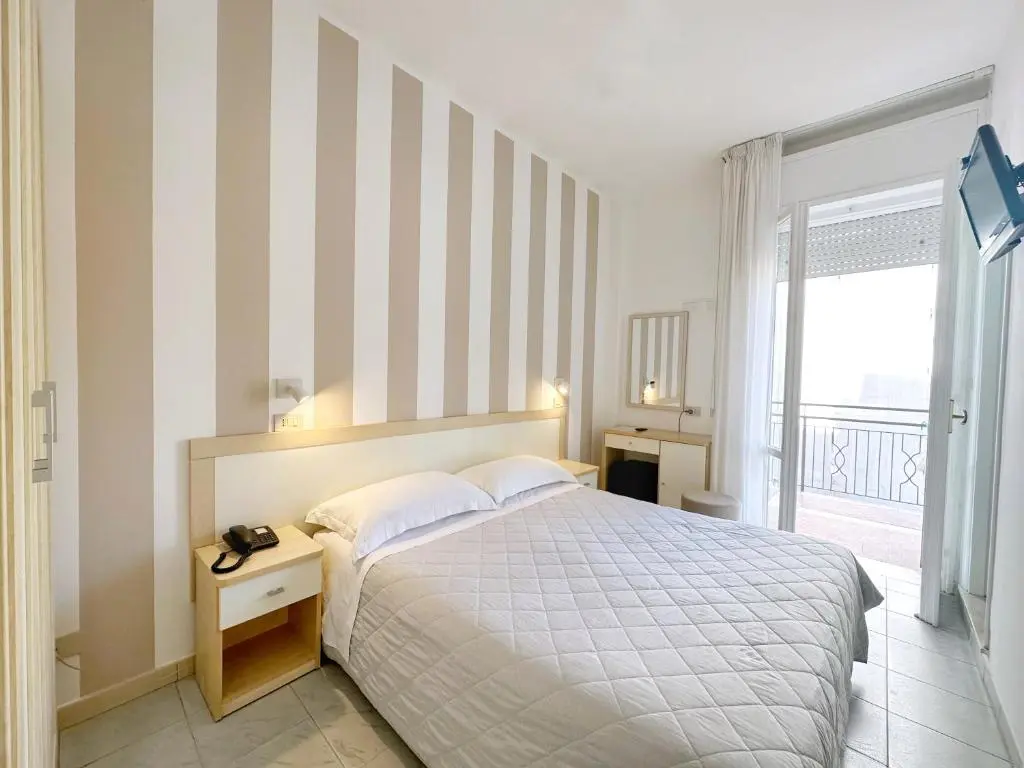 Aura Living Hotel