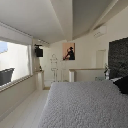 Edificio 15 House Elite
