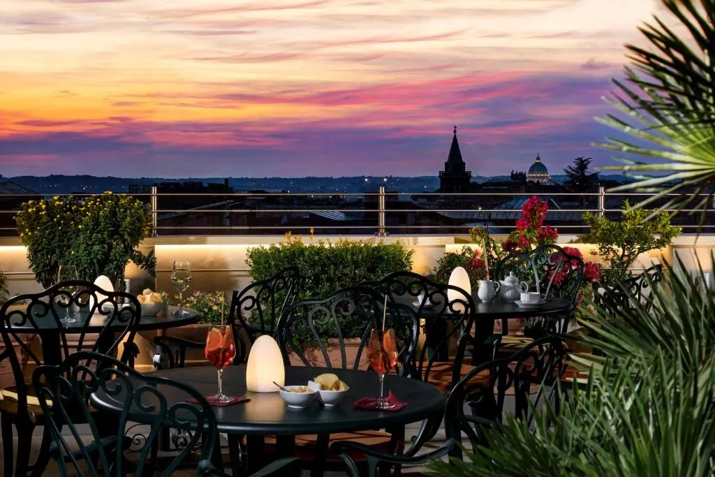 Marcella Royal Hotel – Rooftop Garden