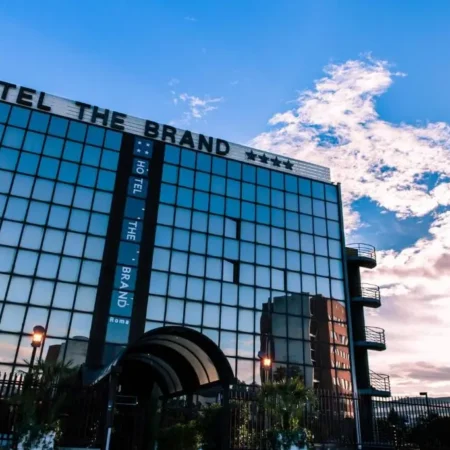 Hotel The Brand