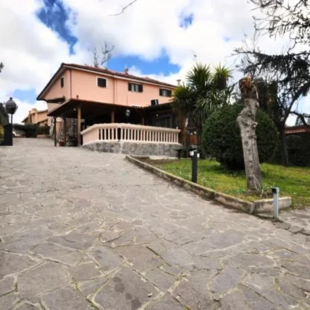 Casale De Santis