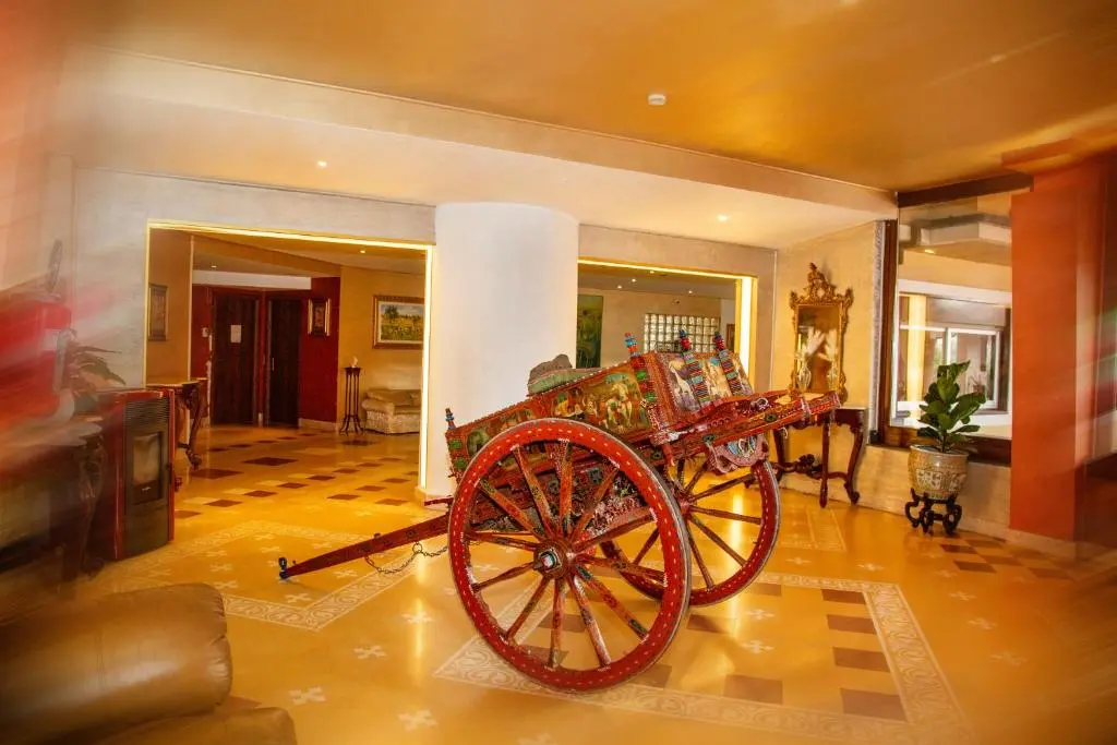 TK HOTEL – ex Ares