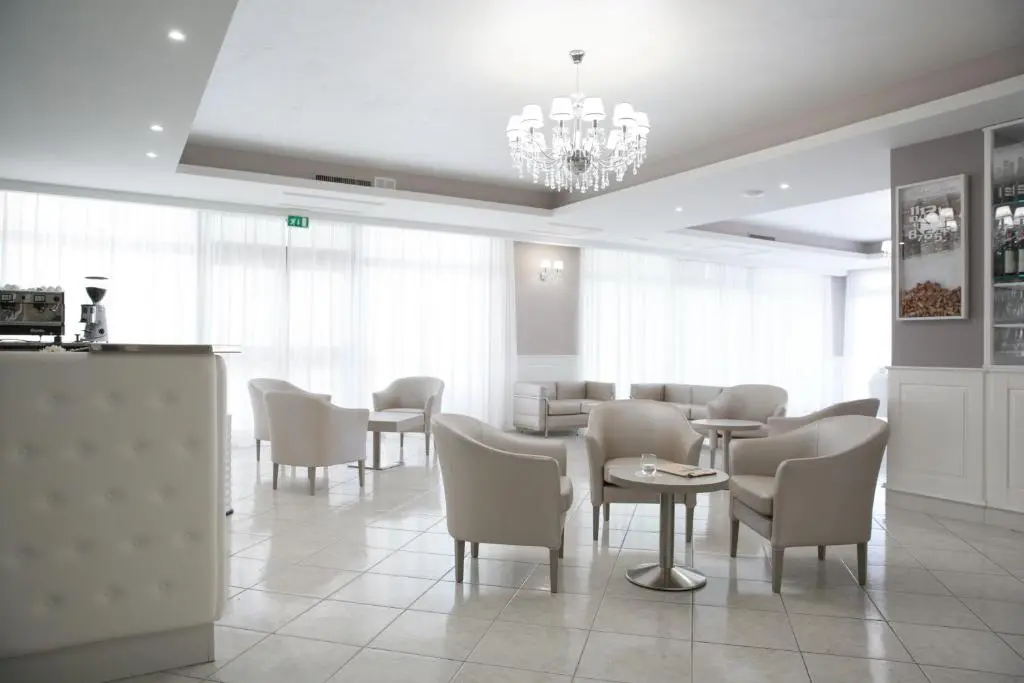Hotel Leon – Ristorante Al Cavallino Rosso