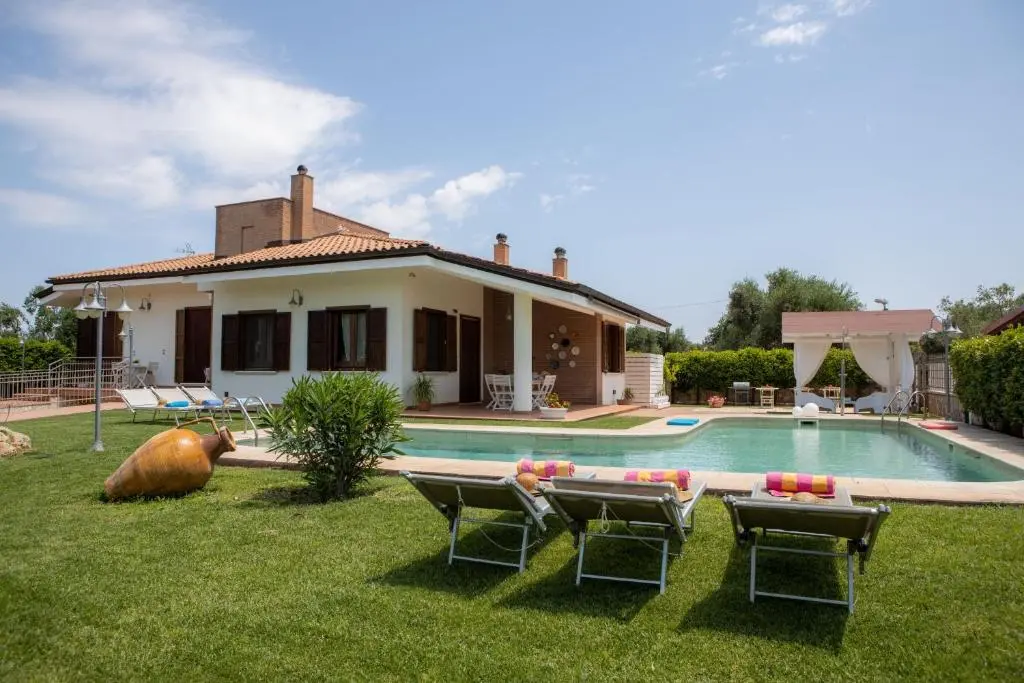 Villa Ellea