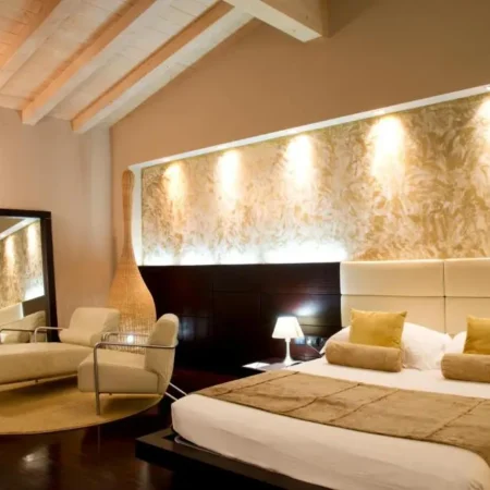 OneMhotel