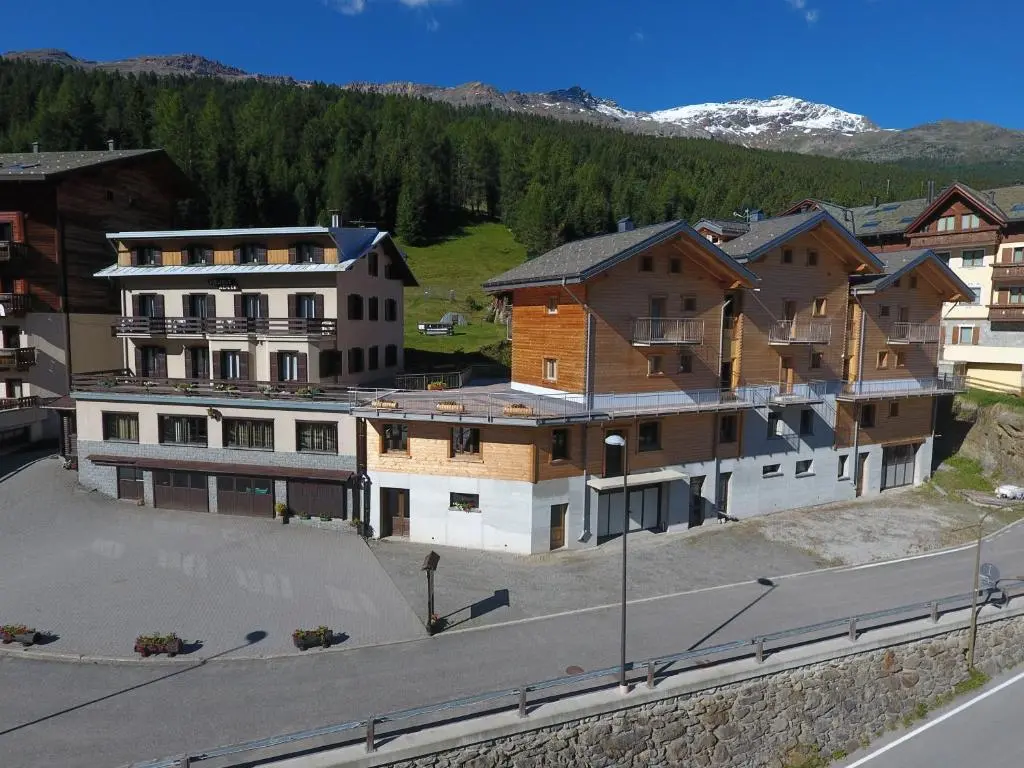 Hotel Meublè Adler – Rooms & Mountain Apartments
