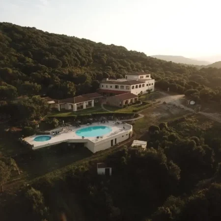 Hotel Valkarana Country Relais