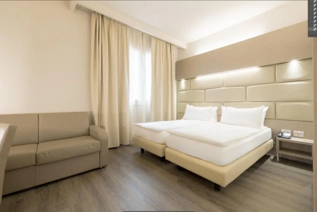 Just Hotel Saronno