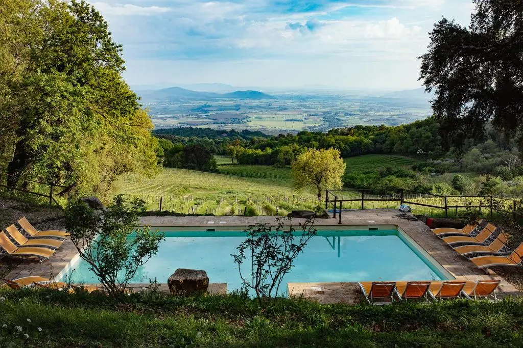 VALDONICA WINERY Fine Dine & Wine Hotel