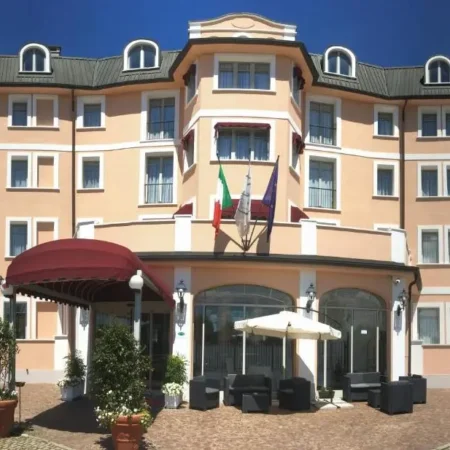 Green Hotel