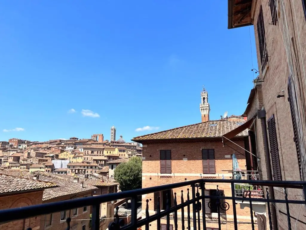 Vicolo Dell’Oro