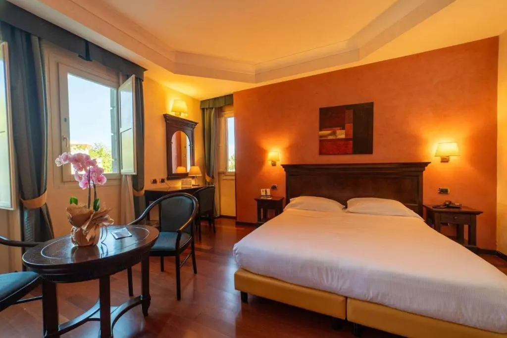 Hotel Teocrito