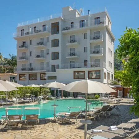 Hotel Leone