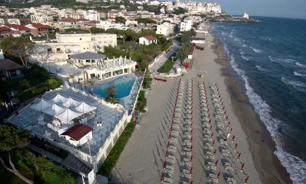 Hotel La Playa