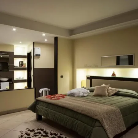 Manhattan Village Hotel