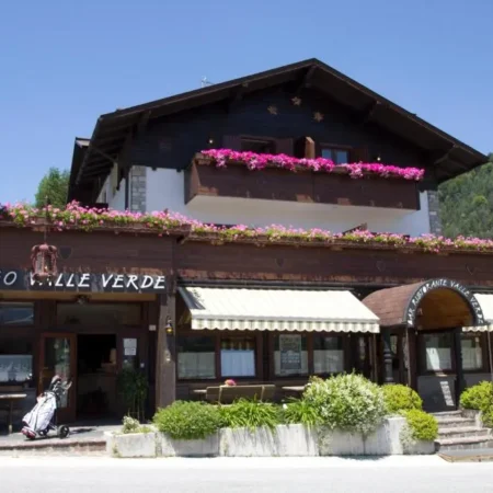 Hotel Valle Verde – Rent Ski & Bike