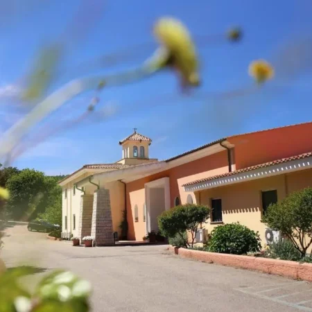 Pausania Inn