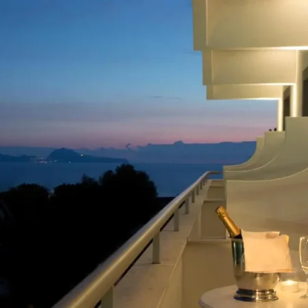 Hotel Marad