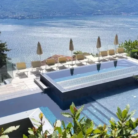 Village Hotel Lucia