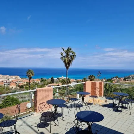 Hotel Calysea Tropea – Breakfast & Brunch Until 13-00 Included – Free Private
Parking
