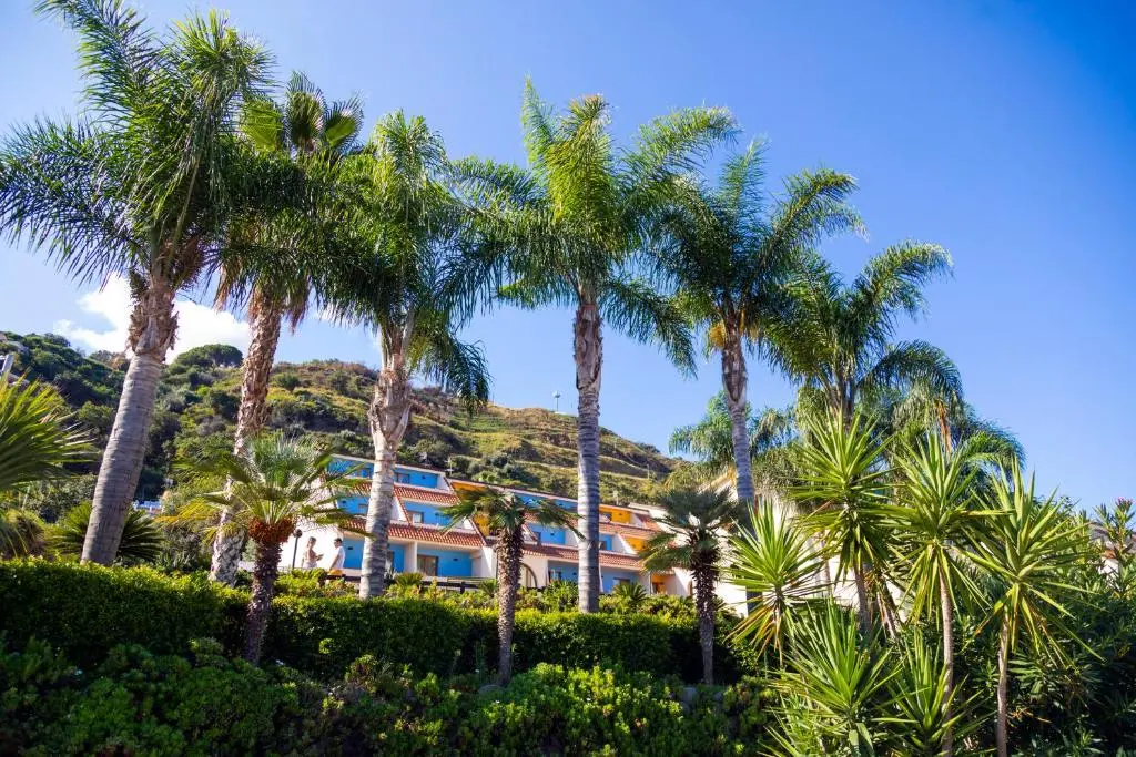 Tropis Hotel
