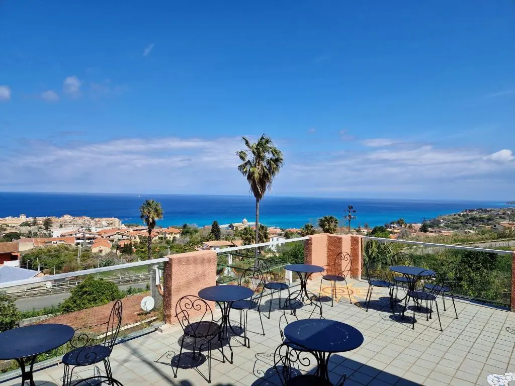 Hotel Calysea Tropea – Breakfast & Brunch Until 13-00 Included – Free Private
Parking