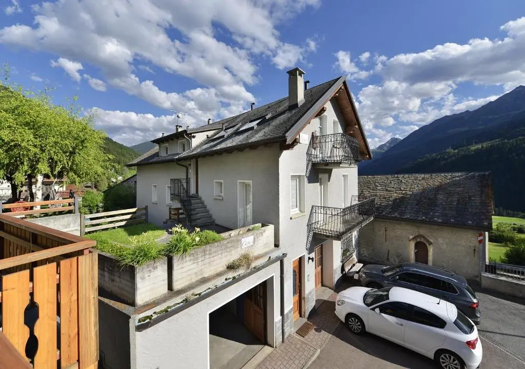 Casa Cola