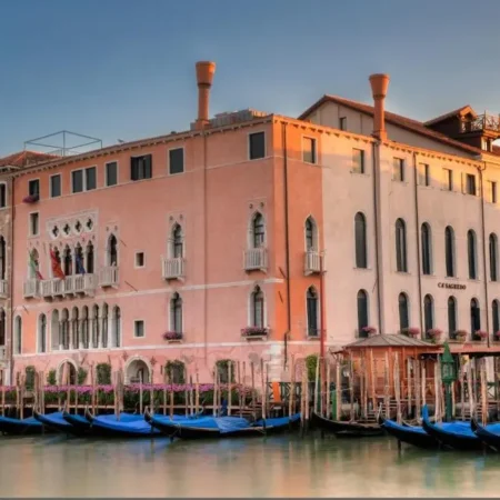 Ca’ Sagredo Hotel