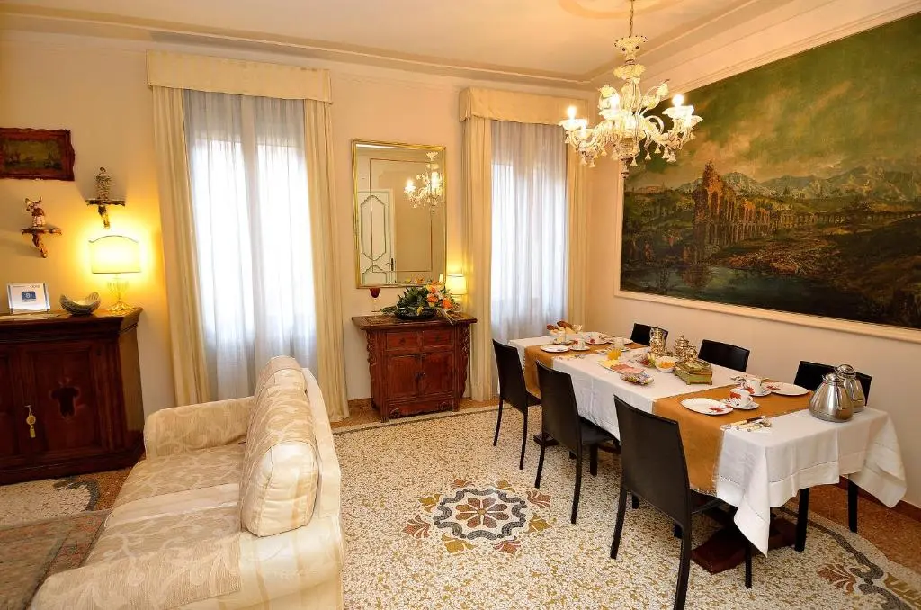 Cà Del Modena Room only