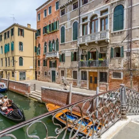 Palazzo San Firmino Suite Canal View
