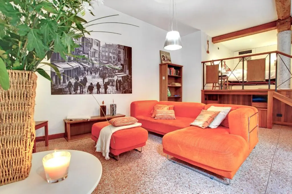 Ca’ Cortigiane Suite by Ca Cortigiane