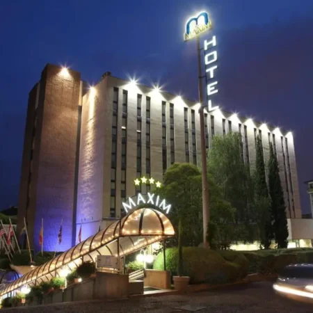 Hotel Maxim