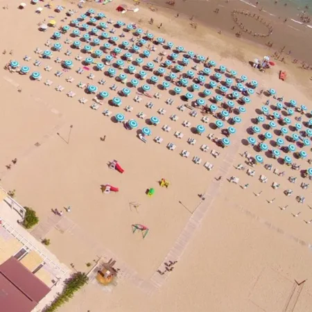 Baia Degli Aranci Suite & Apartments